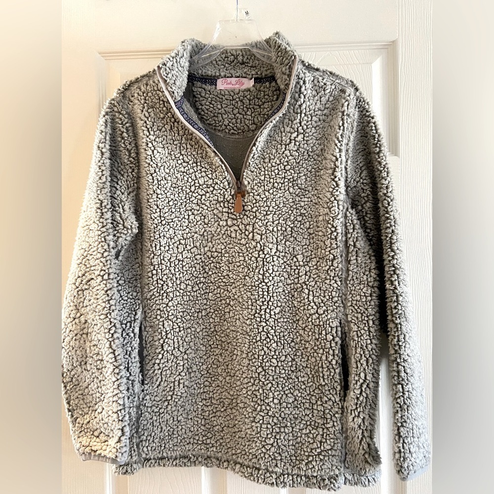 Women’s Pink Lily Boutique Sherpa Sweater Small Gray Soft Long sleeve Pull over